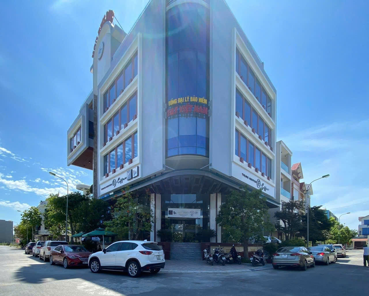 Cải tạo tòa văn phòng thành căn hộ dịch vụ tại thanh hóa (1)